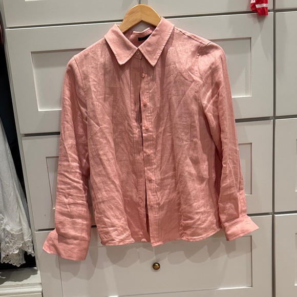 Matching Linen Set - Picture 2 of 5